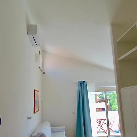 Rs306 - Marcelli, Monolocale In Centro Con Parcheggio Apartment